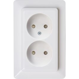 plank Huis Lada Kopp stopcontact 2-voudig zonder randaarde met kinderbeveiliging half  opbouw - HK02 wit (950513007) | Elektramat