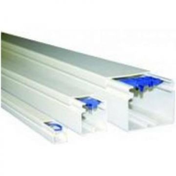 Newlec HIK4040CW kabelgoot 40X40 mm RAL9001 per 2 meter